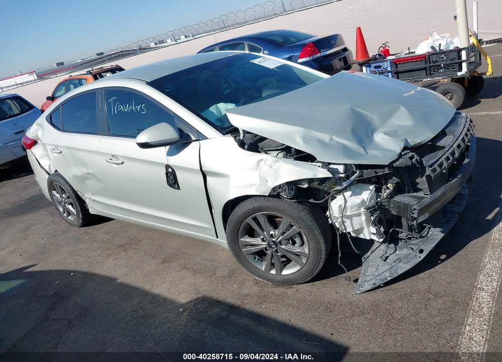 2017 HYUNDAI ELANTRA SE VIN: 5NPD84LF6HH023038