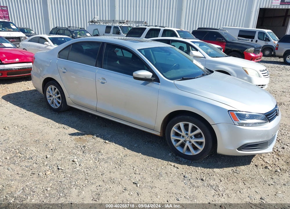 2013 VOLKSWAGEN JETTA 2.5L SE VIN: 3VWDX7AJ1DM392239