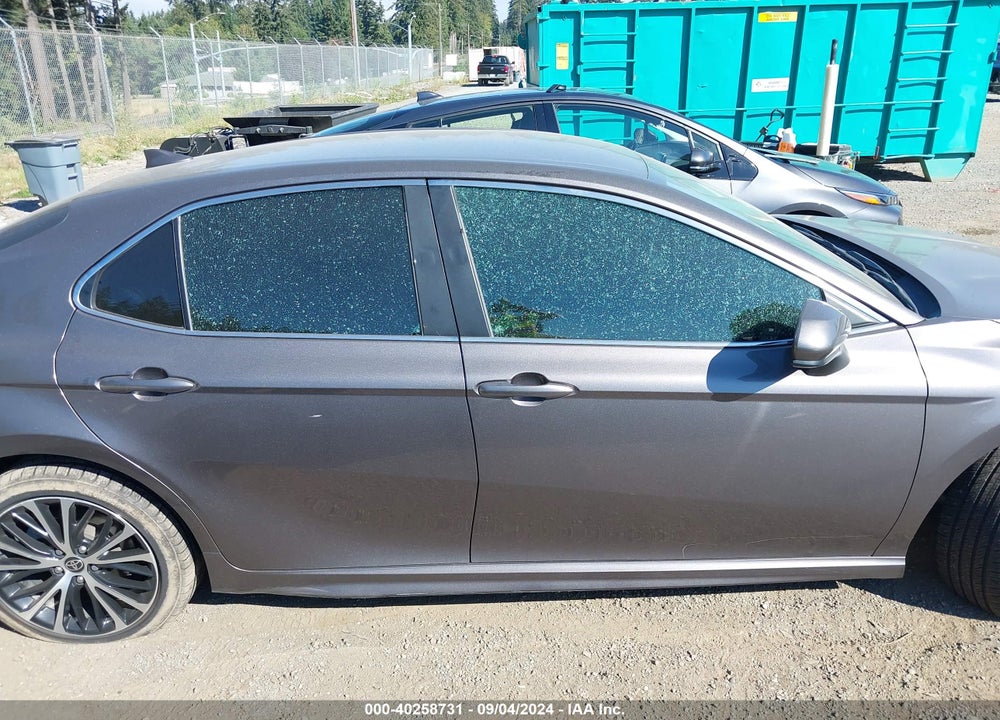 2020 TOYOTA CAMRY SE VIN: 4T1G11AK2LU357061