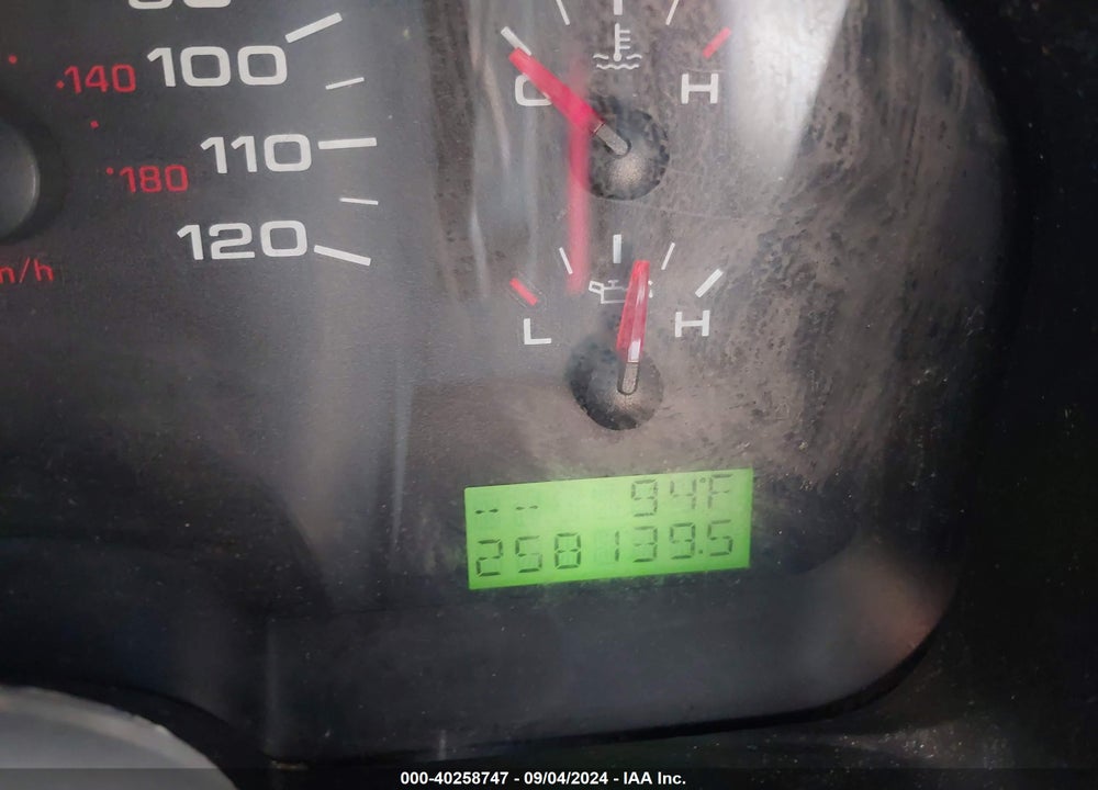 2005 FORD F-150 STX/XL/XLT VIN: 1FTRX12W05KC49971