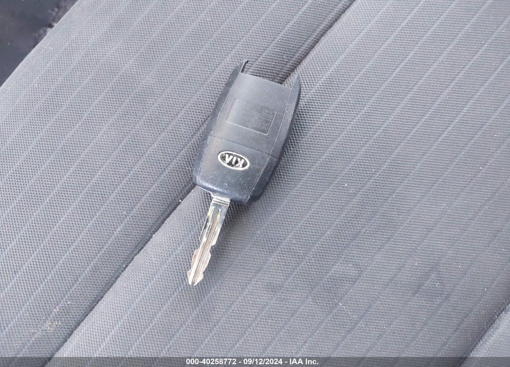 2018 KIA FORTE LX VIN: 3KPFL4A74JE254033