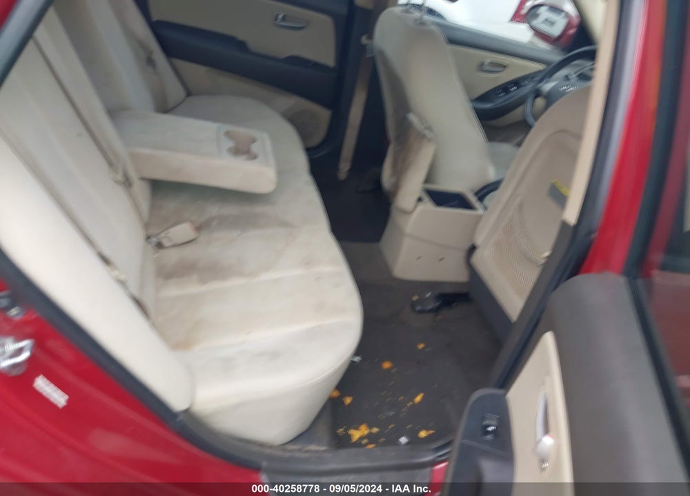 2008 HYUNDAI ELANTRA GLS/SE VIN: KMHDU46DX8U555237