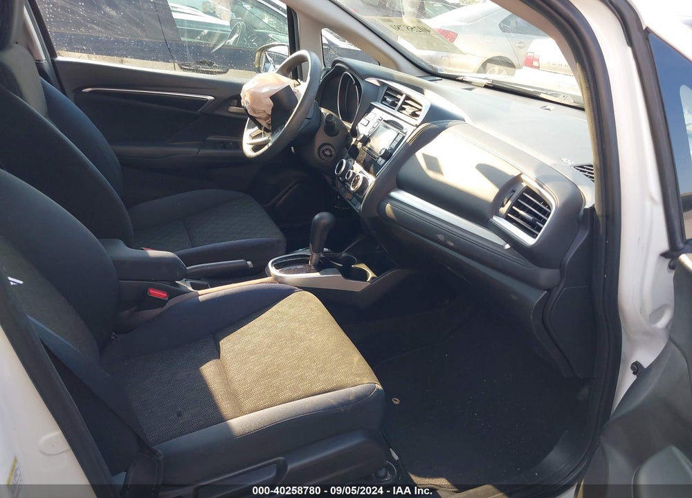 2015 HONDA FIT LX VIN: 3HGGK5H50FM711503