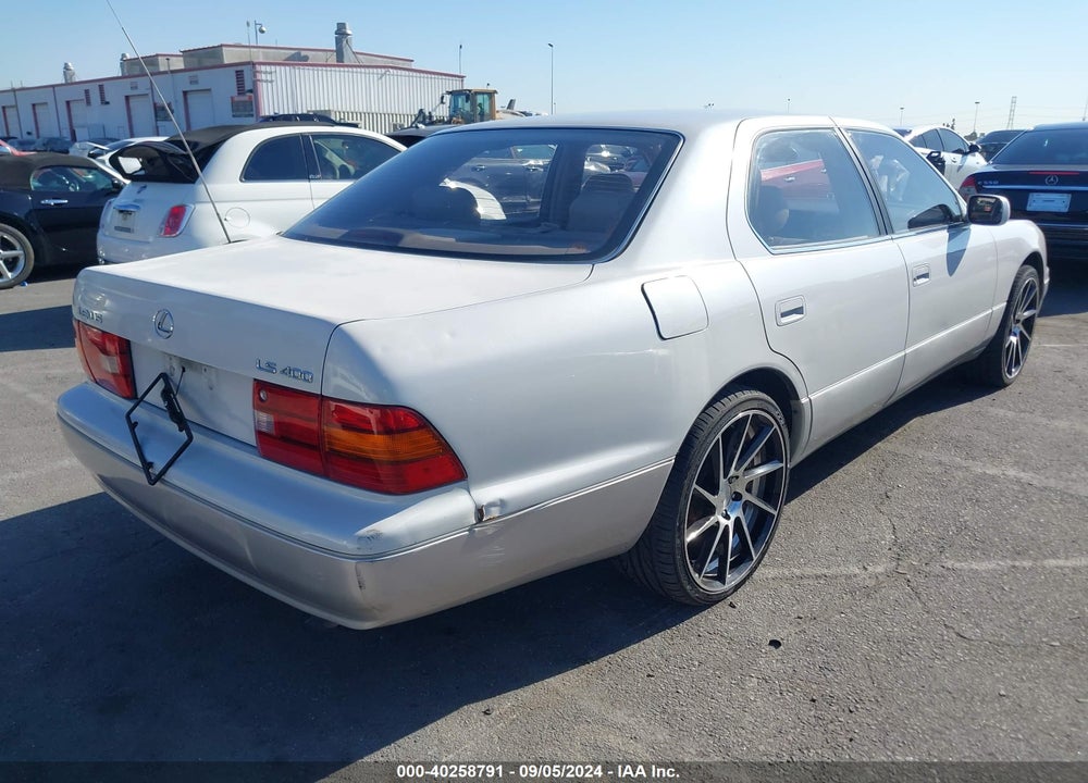 1997 LEXUS LS 400 VIN: JT8BH28F3V0095584