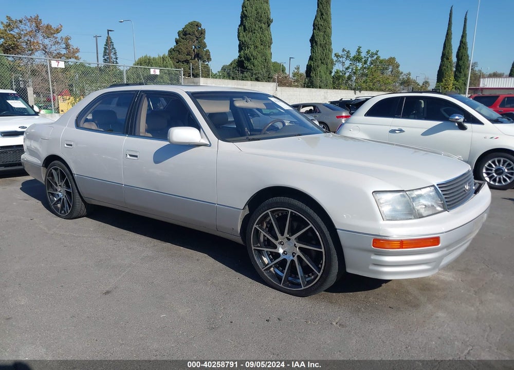 1997 LEXUS LS 400 VIN: JT8BH28F3V0095584