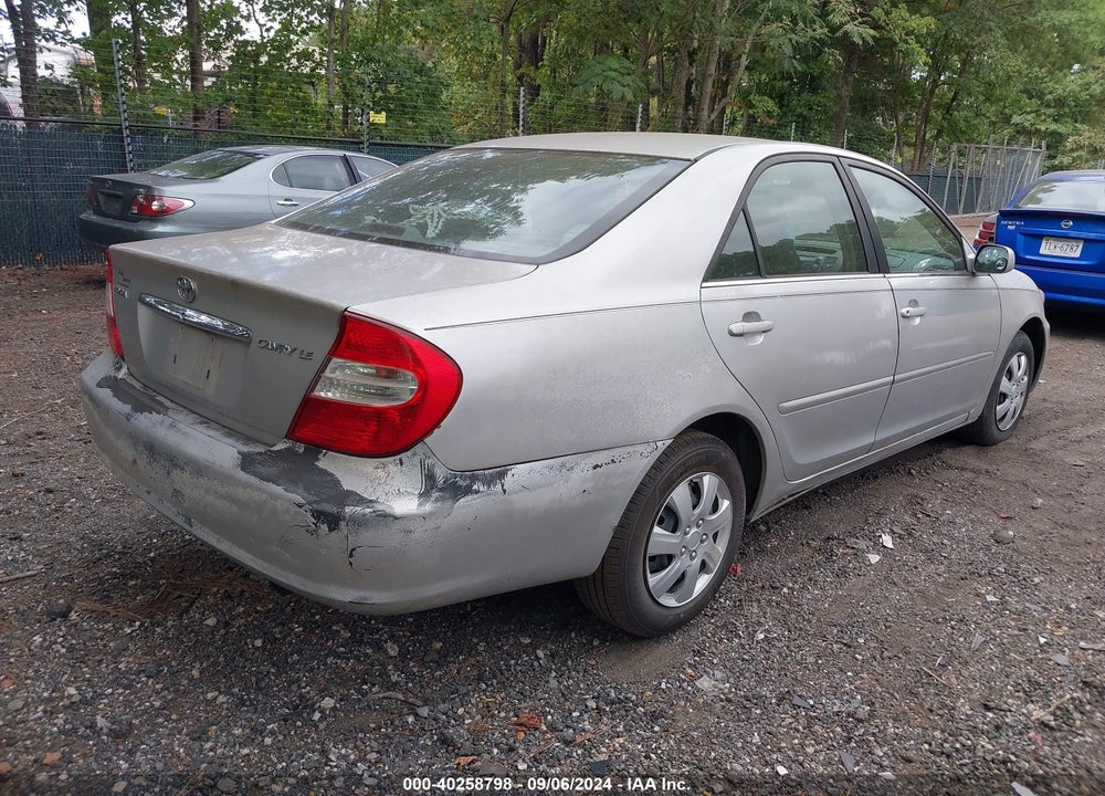 2002 TOYOTA CAMRY LE VIN: 4T1BE32K92U111518