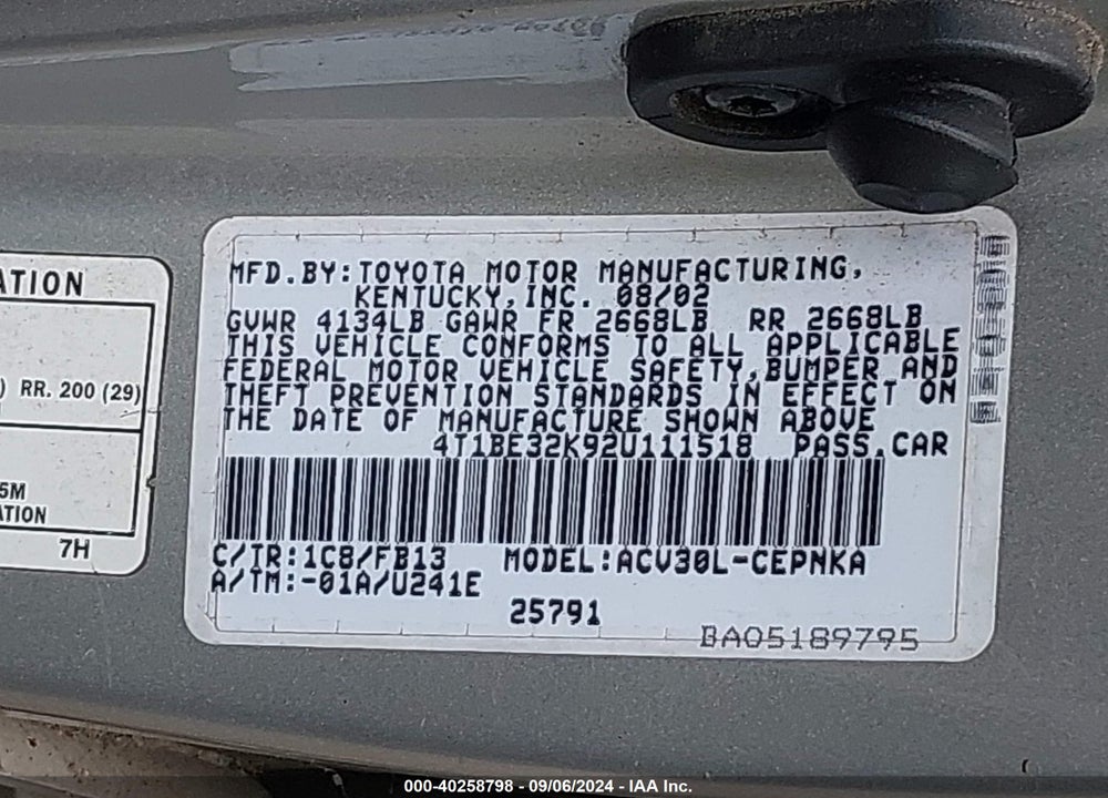 2002 TOYOTA CAMRY LE VIN: 4T1BE32K92U111518