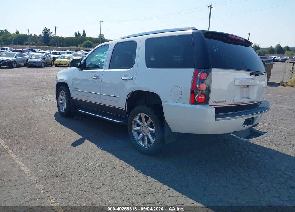 2013 GMC YUKON DENALI VIN: 1GKS2EEF7DR316658