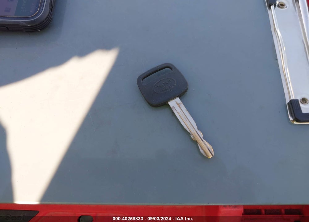 1998 TOYOTA CAMRY LE VIN: JT2BG22K4W0214098
