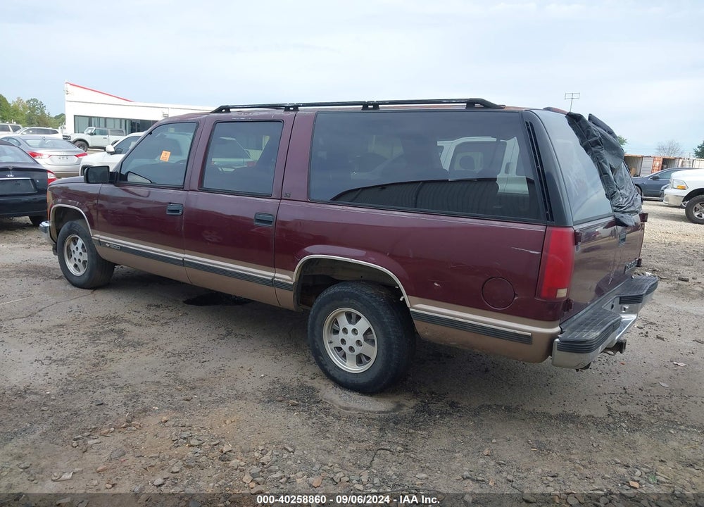 1995 CHEVROLET SUBURBAN C1500 VIN: 1GNEC16K8SJ303849