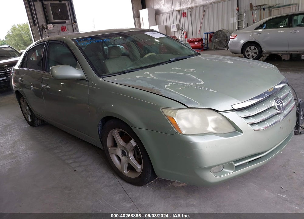 2005 TOYOTA AVALON XLS VIN: 4T1BK36BX5U041728