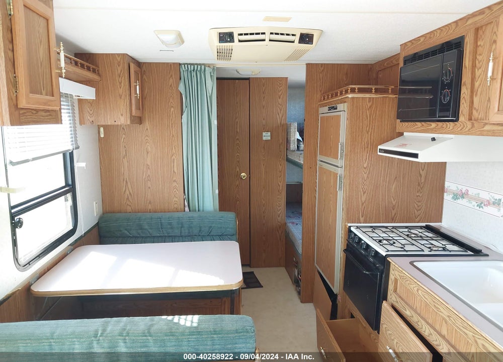 1995 MALLARD 23P, TRAVEL TRAILER, 23FT, NO SLIDEOUTS WH VIN: 1EF1P232XS2941565