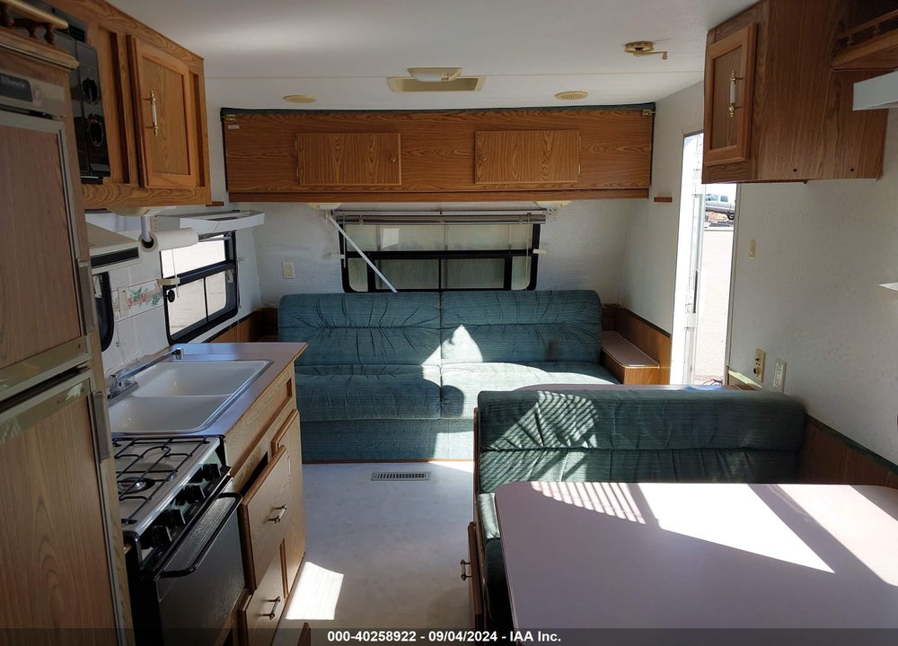 1995 MALLARD 23P, TRAVEL TRAILER, 23FT, NO SLIDEOUTS WH VIN: 1EF1P232XS2941565