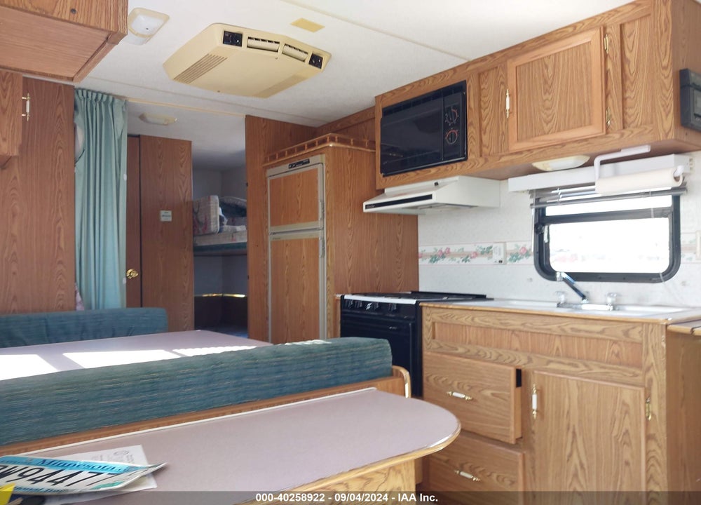 1995 MALLARD 23P, TRAVEL TRAILER, 23FT, NO SLIDEOUTS WH VIN: 1EF1P232XS2941565