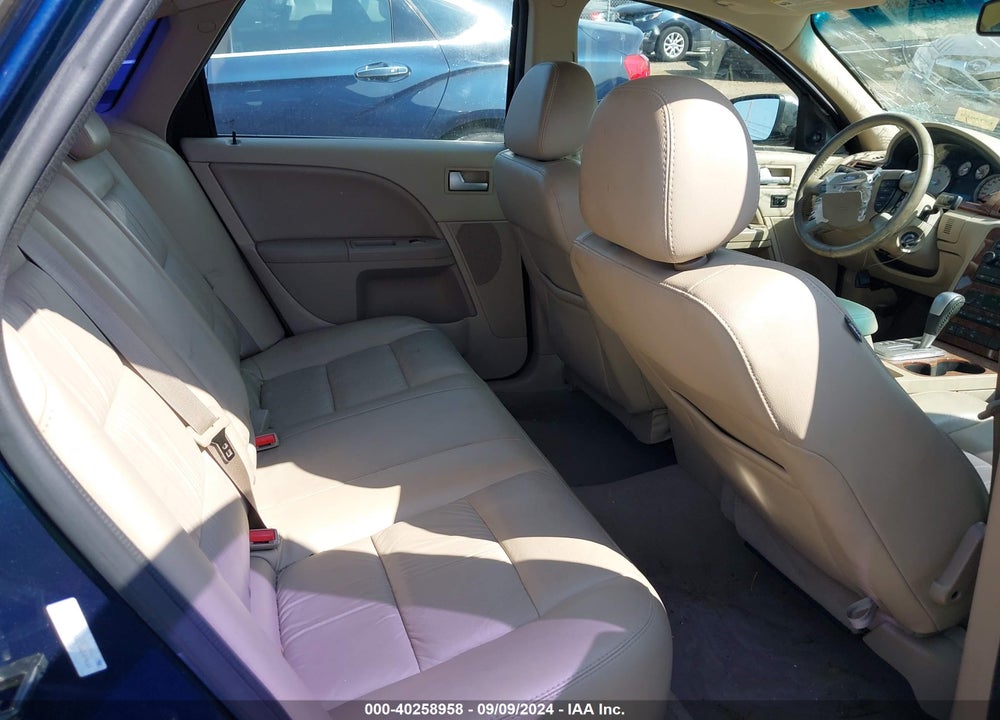 2007 FORD FIVE HUNDRED LIMITED VIN: 1FAHP28137G134760