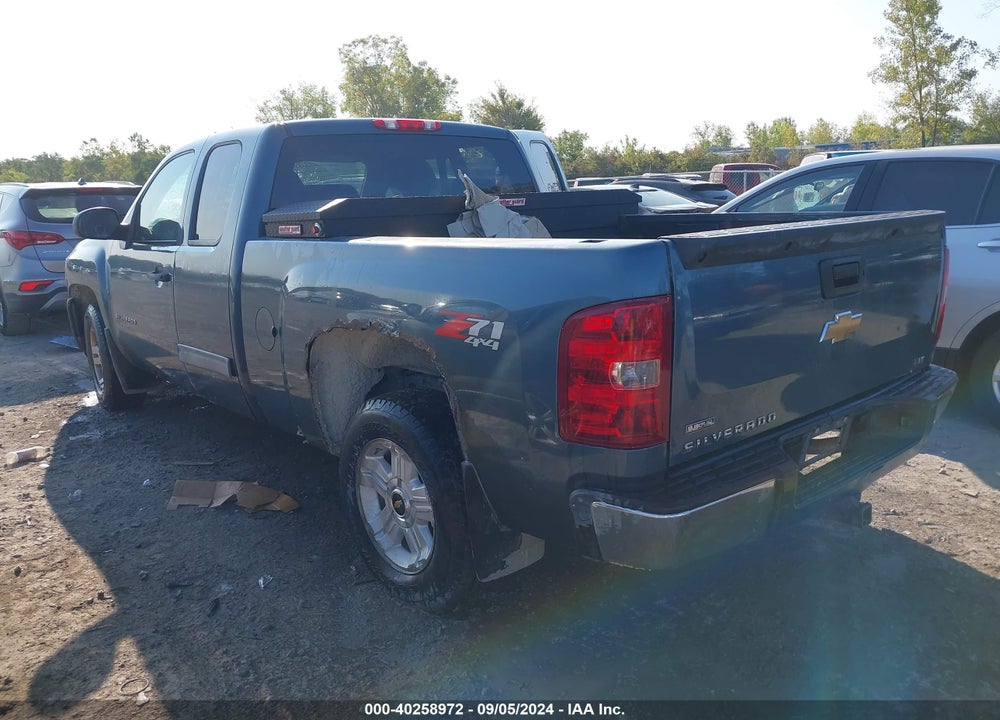2010 CHEVROLET SILVERADO 1500 LT VIN: 1GCSKSE33AZ292533