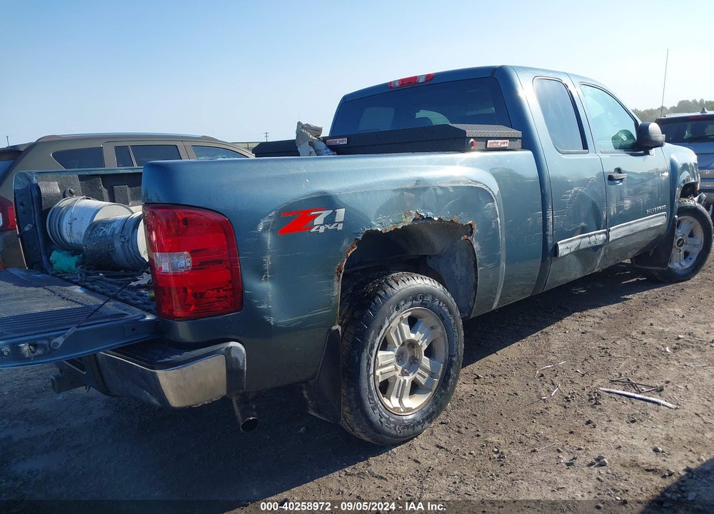 2010 CHEVROLET SILVERADO 1500 LT VIN: 1GCSKSE33AZ292533