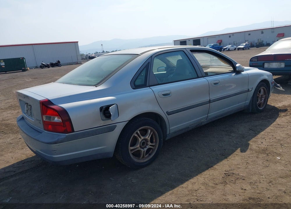 2000 VOLVO S80 T-6 VIN: YV1TS90D4Y1142480