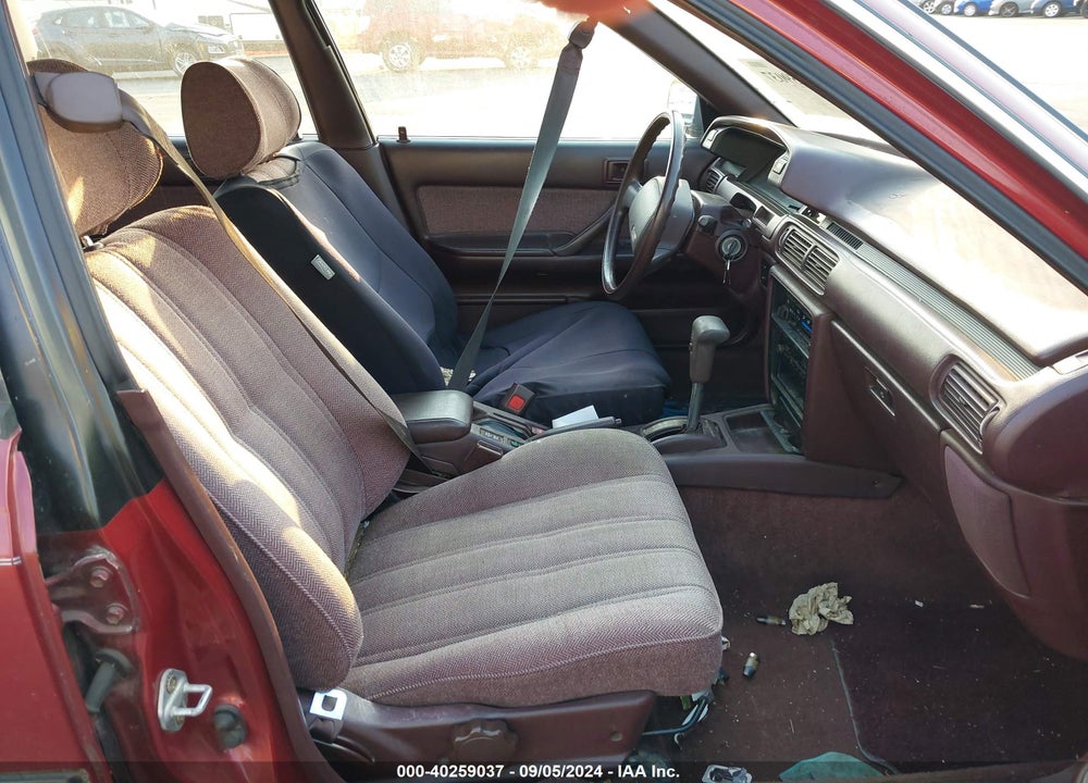 1988 TOYOTA CAMRY DLX VIN: JT2SV21W3J0235592