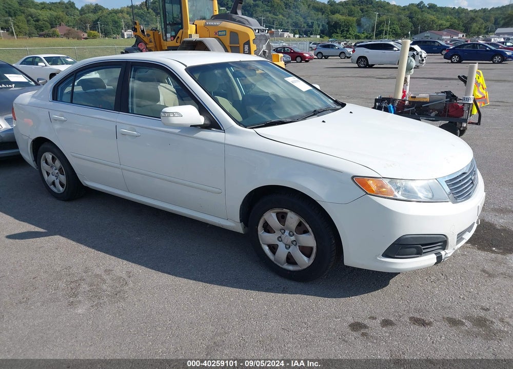 2009 KIA OPTIMA LX VIN: KNAGE228395291105