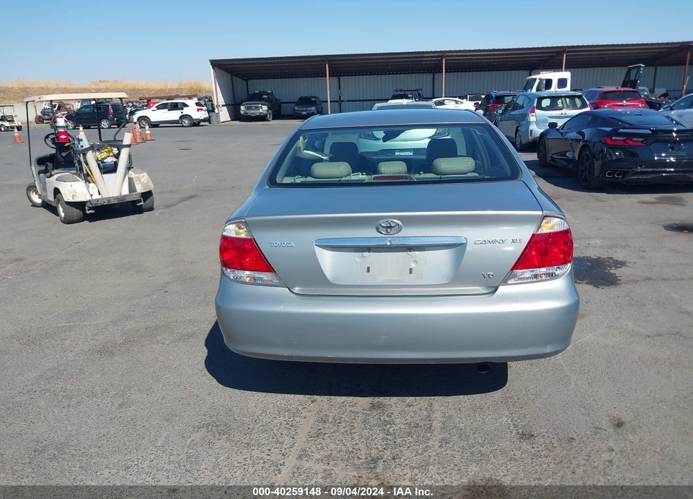 2005 TOYOTA CAMRY XLE V6 VIN: 4T1BF30K35U618760