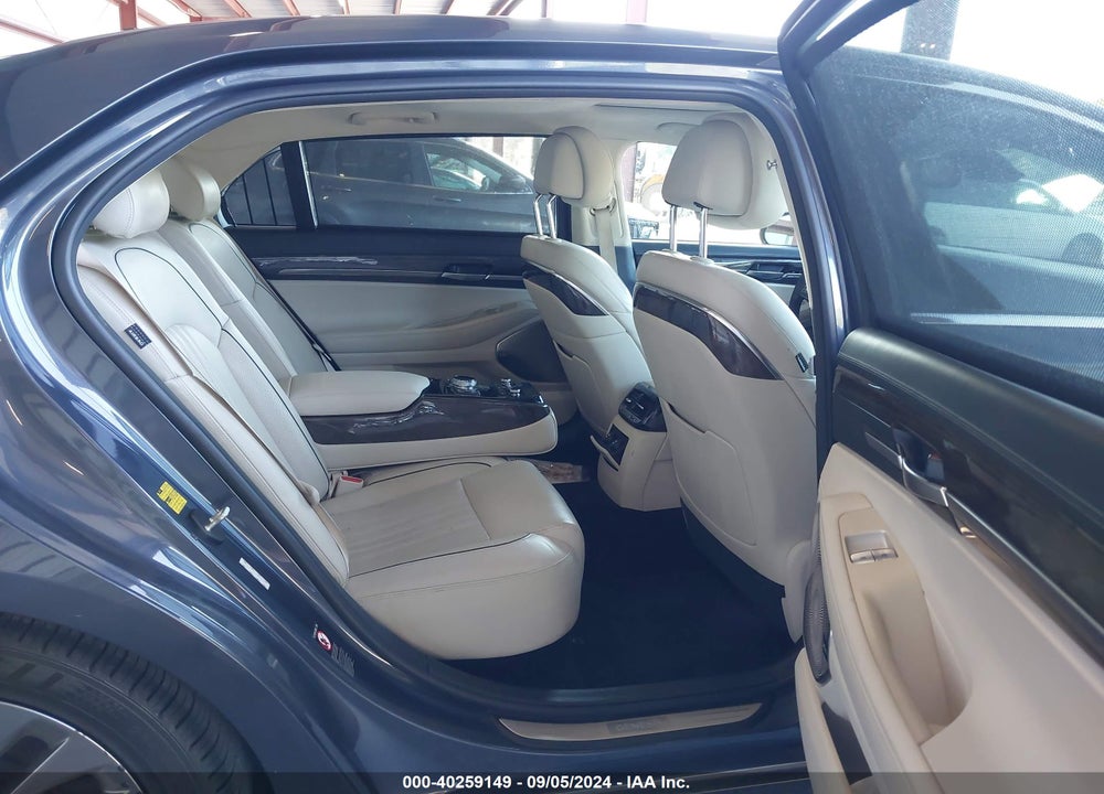 2017 GENESIS G90 3.3T PREMIUM VIN: KMHG34JA2HU025437