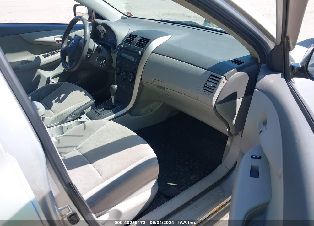 2009 TOYOTA COROLLA LE VIN: JTDBL40E89J017980