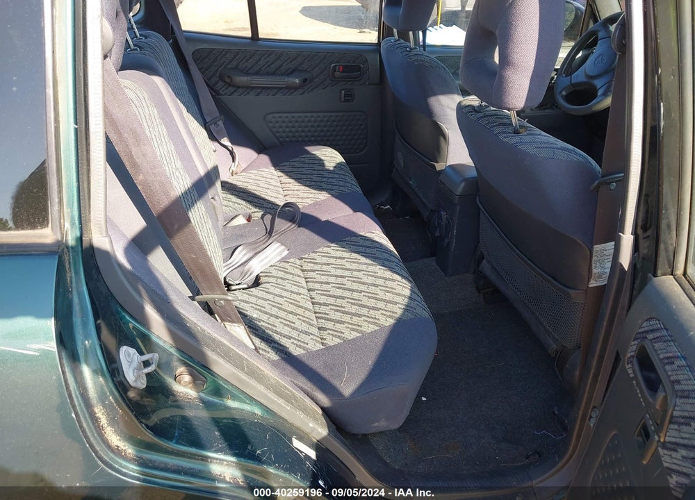 2000 TOYOTA RAV4 VIN: JT3HP10VXY7157560