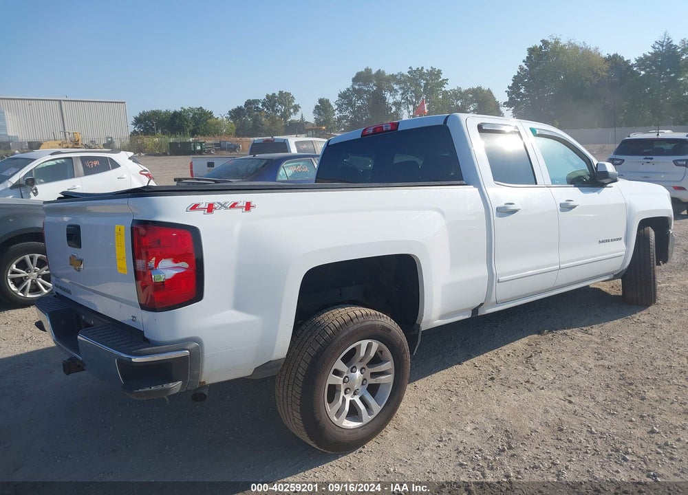 2017 CHEVROLET SILVERADO K1500 LT VIN: 1GCVKRECXHZ166007