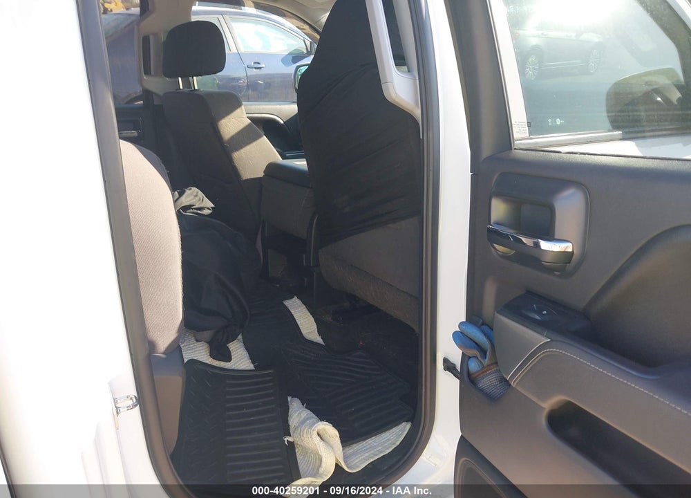 2017 CHEVROLET SILVERADO K1500 LT VIN: 1GCVKRECXHZ166007