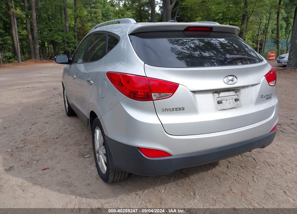 2010 HYUNDAI TUCSON LIMITED VIN: KM8JU3AC1AU077534