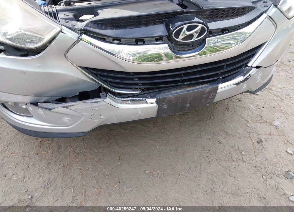 2010 HYUNDAI TUCSON LIMITED VIN: KM8JU3AC1AU077534