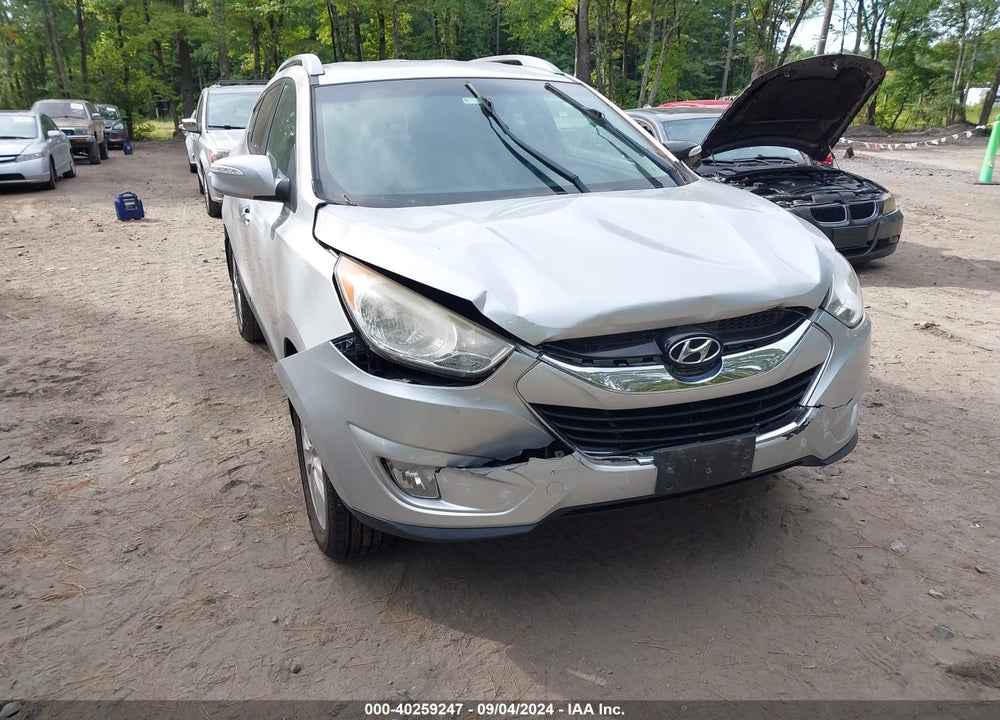 2010 HYUNDAI TUCSON LIMITED VIN: KM8JU3AC1AU077534