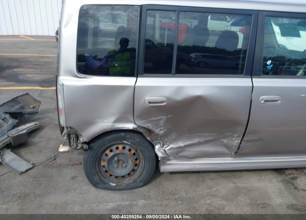 2006 SCION XB VIN: JTLKT324764080131
