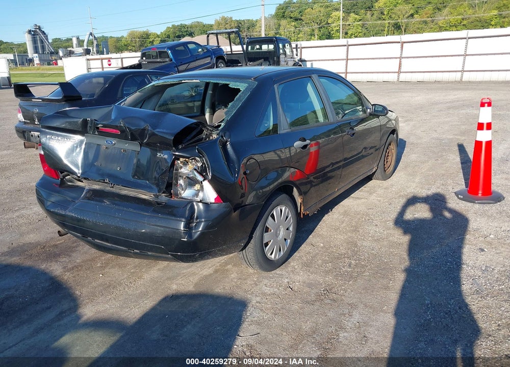 2006 FORD FOCUS ZX4 VIN: 1FAFP34N26W221866