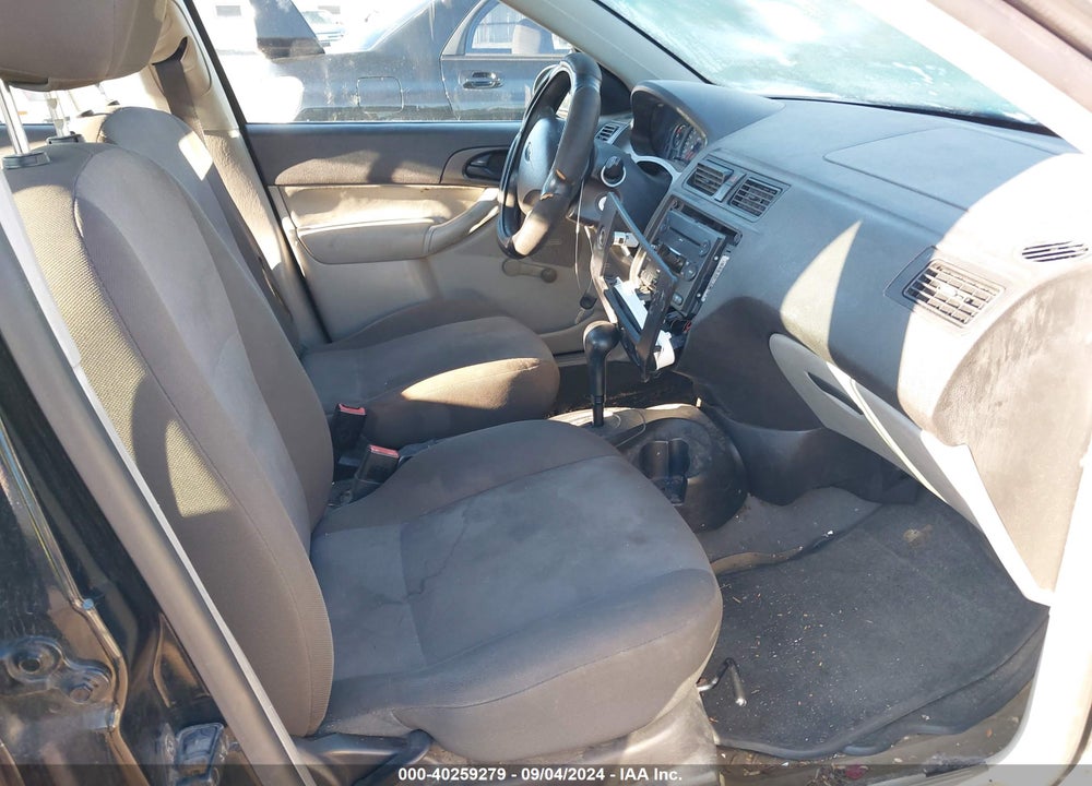 2006 FORD FOCUS ZX4 VIN: 1FAFP34N26W221866