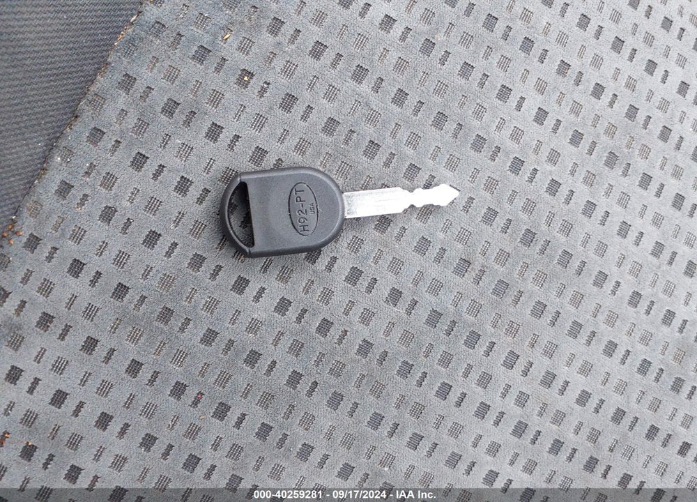 2007 FORD FOCUS S/SE/SES VIN: 1FAHP34N17W129626
