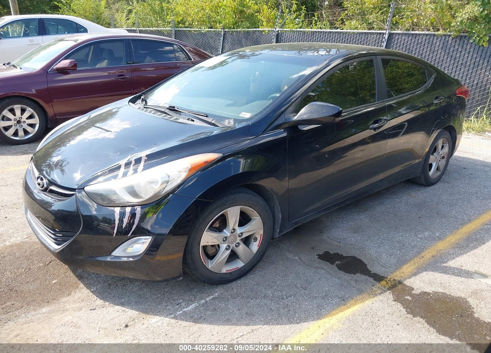 2013 HYUNDAI ELANTRA VIN: 5NPDH4AE2DH187939