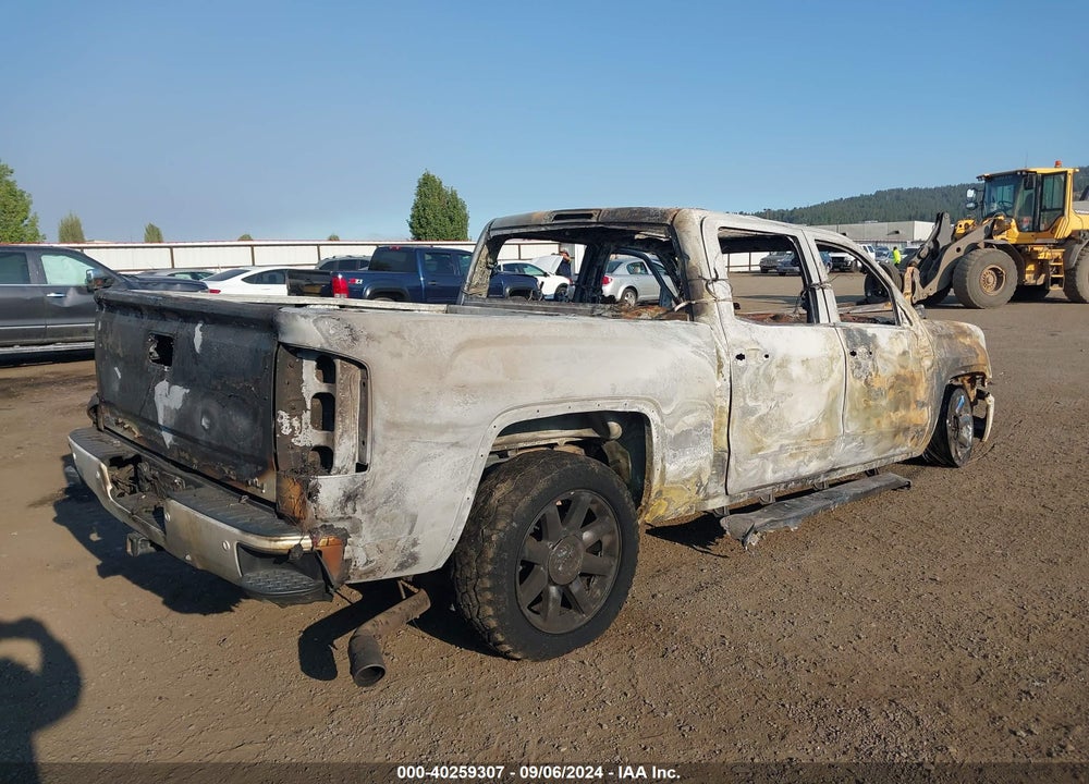 2015 GMC SIERRA 1500 DENALI VIN: 3GTU2WEJ8FG372660