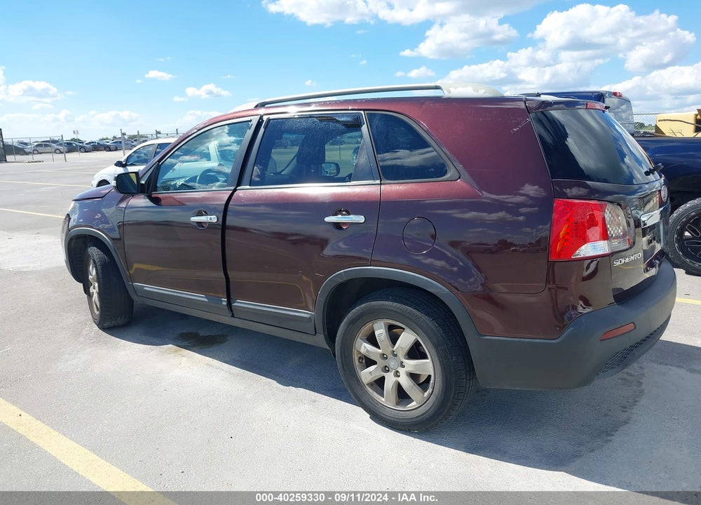 2012 KIA SORENTO LX V6 VIN: 5XYKT4A21CG270280