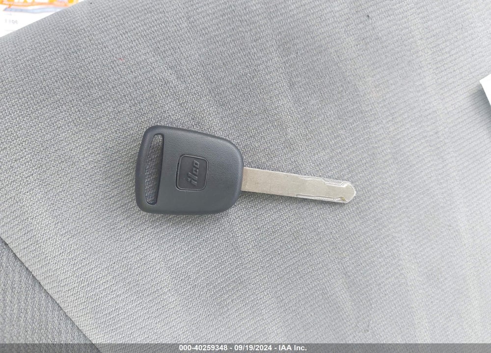 2005 HONDA CIVIC LX VIN: 2HGES16595H515110