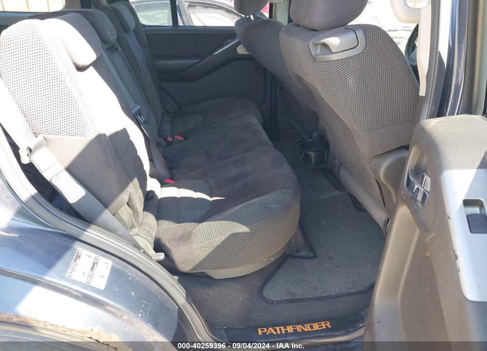 2005 NISSAN PATHFINDER SE VIN: 5N1AR18W05C788742