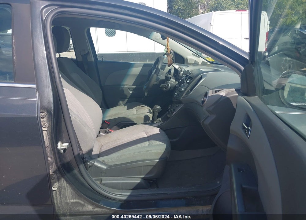 2014 CHEVROLET SONIC LT AUTO VIN: 1G1JC5SH8E4243219