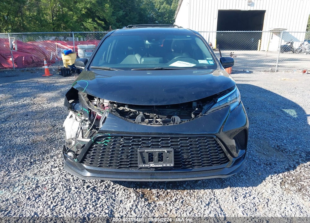 2022 TOYOTA SIENNA XSE VIN: 5TDDSKFC9NS060422