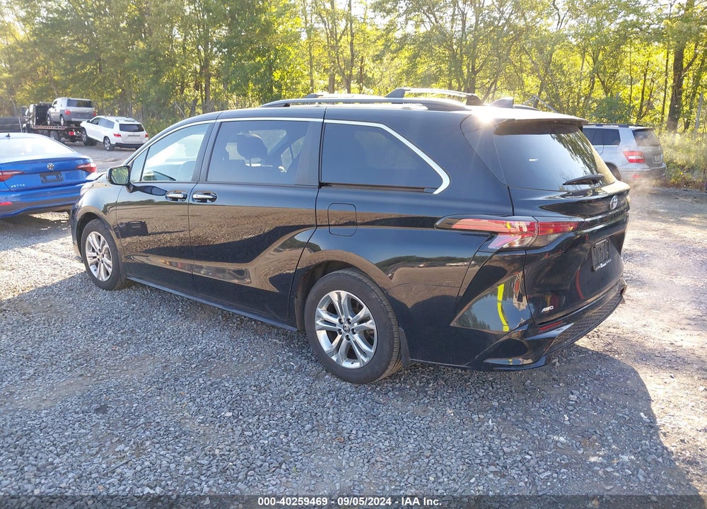 2022 TOYOTA SIENNA XSE VIN: 5TDDSKFC9NS060422