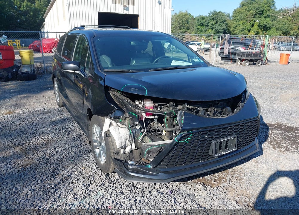 2022 TOYOTA SIENNA XSE VIN: 5TDDSKFC9NS060422