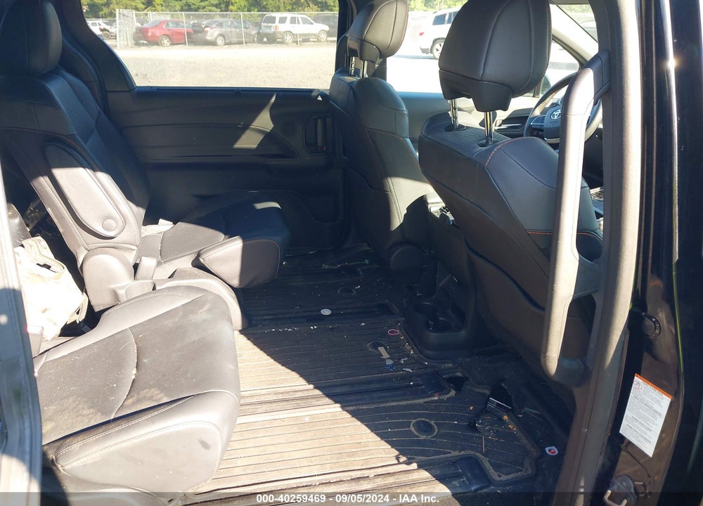2022 TOYOTA SIENNA XSE VIN: 5TDDSKFC9NS060422