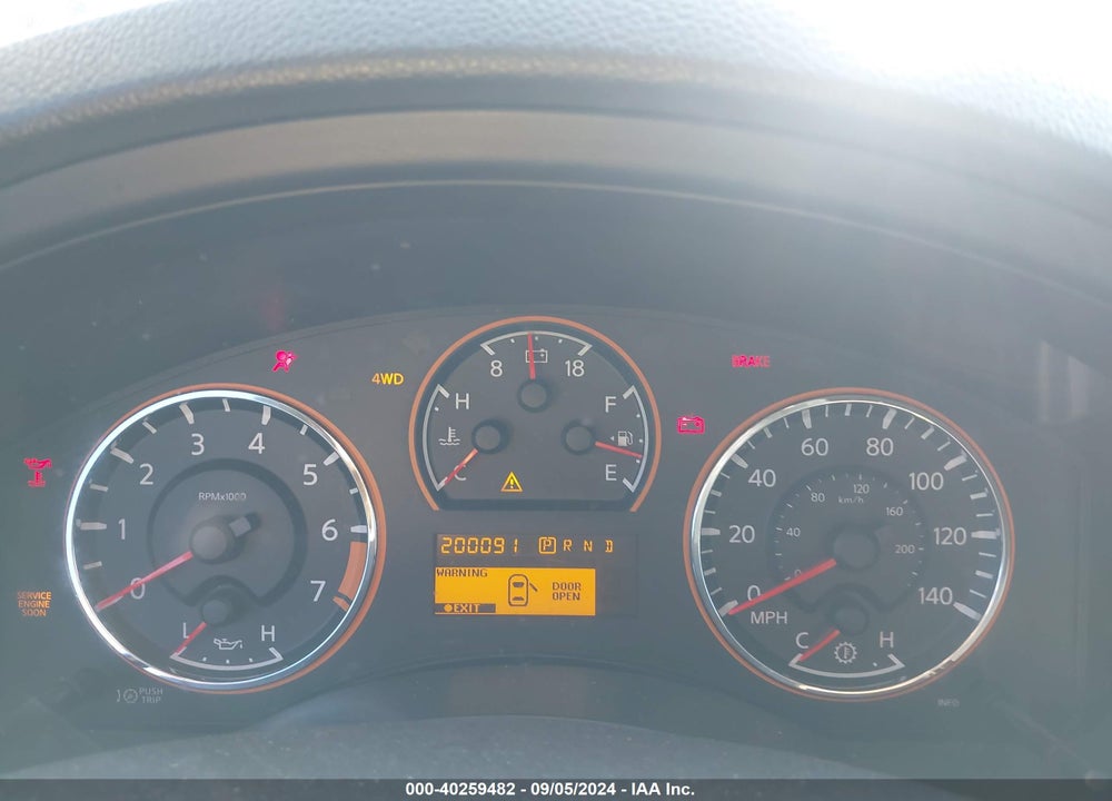 2011 NISSAN ARMADA PLATINUM VIN: 5N1AA0NE1BN606530