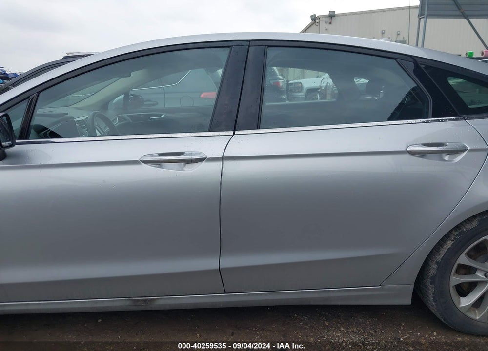 2019 FORD FUSION SE VIN: 3FA6P0HD2KR170818