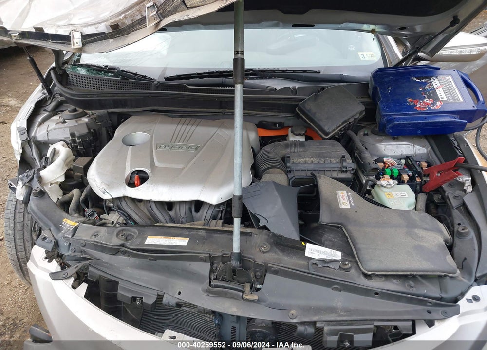 2014 HYUNDAI SONATA HYBRID LIMITED VIN: KMHEC4A43EA104467